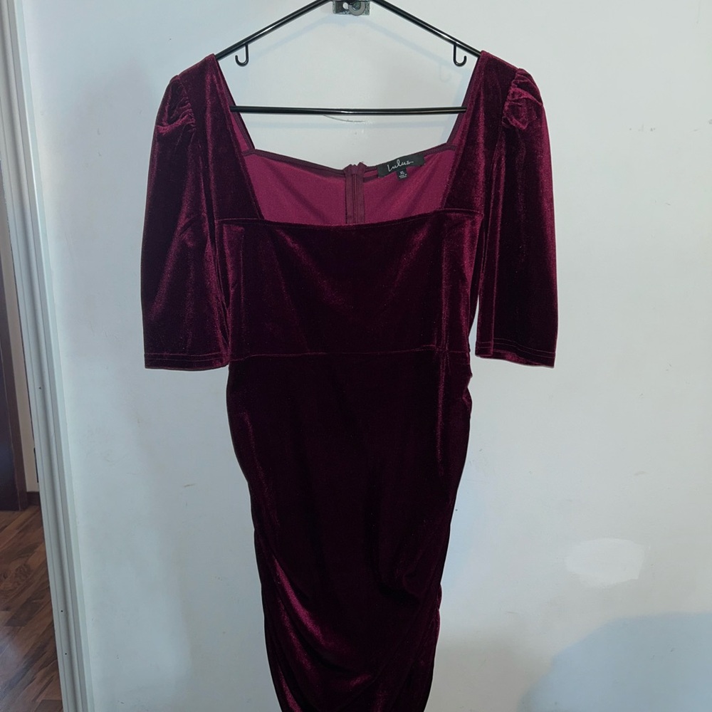 Lulu's Red Bodycon Cocktail Dress Square Neck Short Sleeve